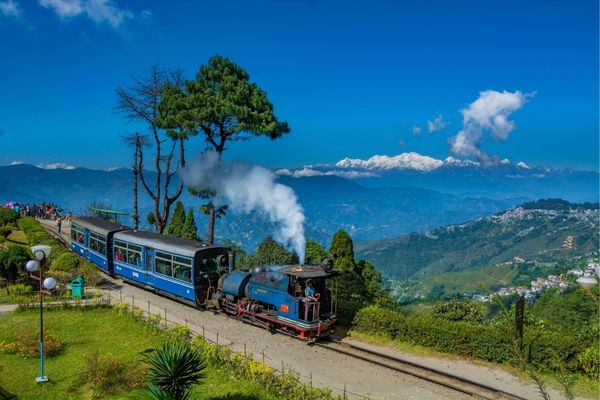 Gangtok and Darjeeling 6 Days Tour