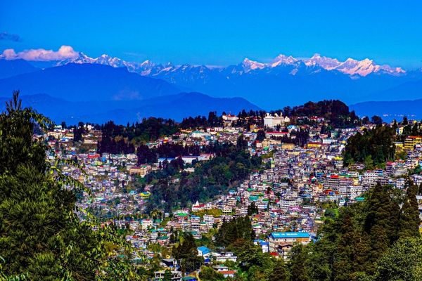 Gangtok and Darjeeling 6 Days Tour