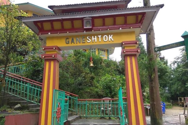 Gangtok and Pelling Tour